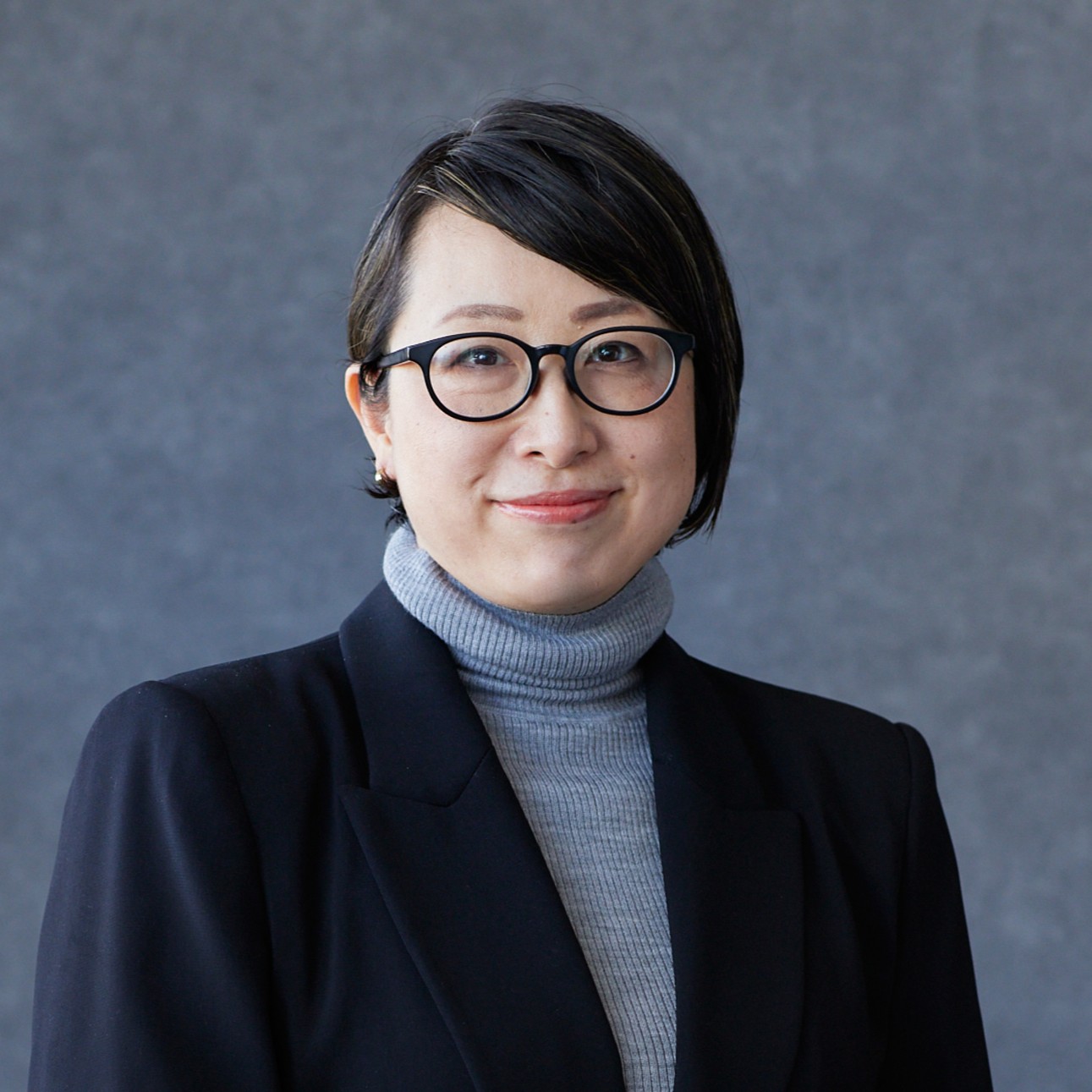 広報、人事部担当: 杉浦 香