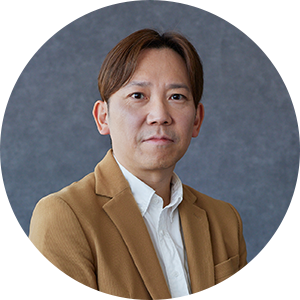 Media Editorial Department: Satoshi Yoshioka